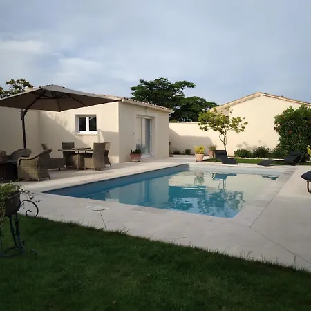 Dom wakacyjny Neuf Avec Piscine *
