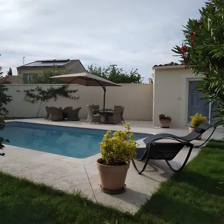 Dom wakacyjny Neuf Avec Piscine *