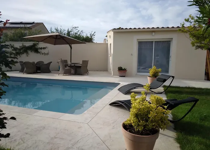 Dom wakacyjny Neuf Avec Piscine *