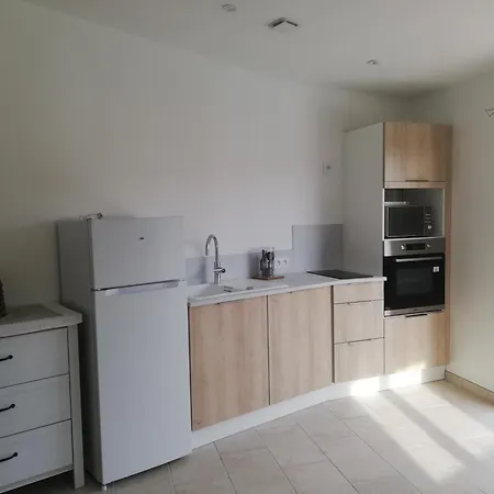 Neuf Avec Piscine Casa vacanze Tulette