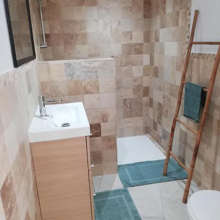 Neuf Avec Piscine * Tulette