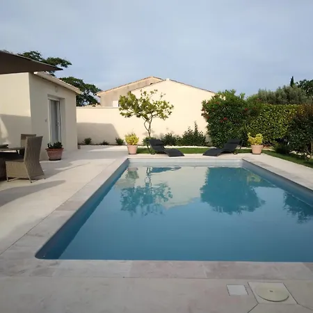 Casa vacanze Neuf Avec Piscine Tulette