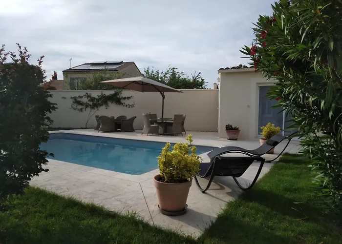 Vakantiehuis Neuf Avec Piscine *